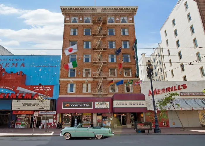 Aida Plaza Hotel